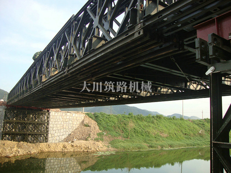 郴州大川筑路機(jī)械有限公司,湖南筑養(yǎng)路工程機(jī)械生產(chǎn)銷(xiāo)售,湖南筑養(yǎng)路工程鋼橋生產(chǎn)銷(xiāo)售